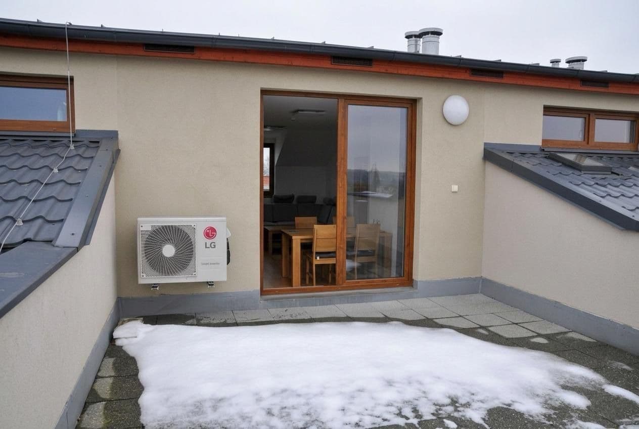 Prenájom bytu 3-izbový 60 m², V Zákoutí, Kutná Hora, Středočeský kraj Prenájom bytu 3-izbový 60 m², V Zákoutí, Kutná Hora, Středočeský kraj