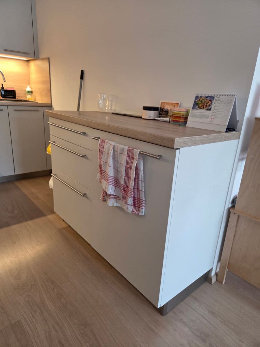 Prenájom bytu 2-izbový 59 m², U Parketárny, Unhošť, Středočeský kraj Prenájom bytu 2-izbový 59 m², U Parketárny, Unhošť, Středočeský kraj