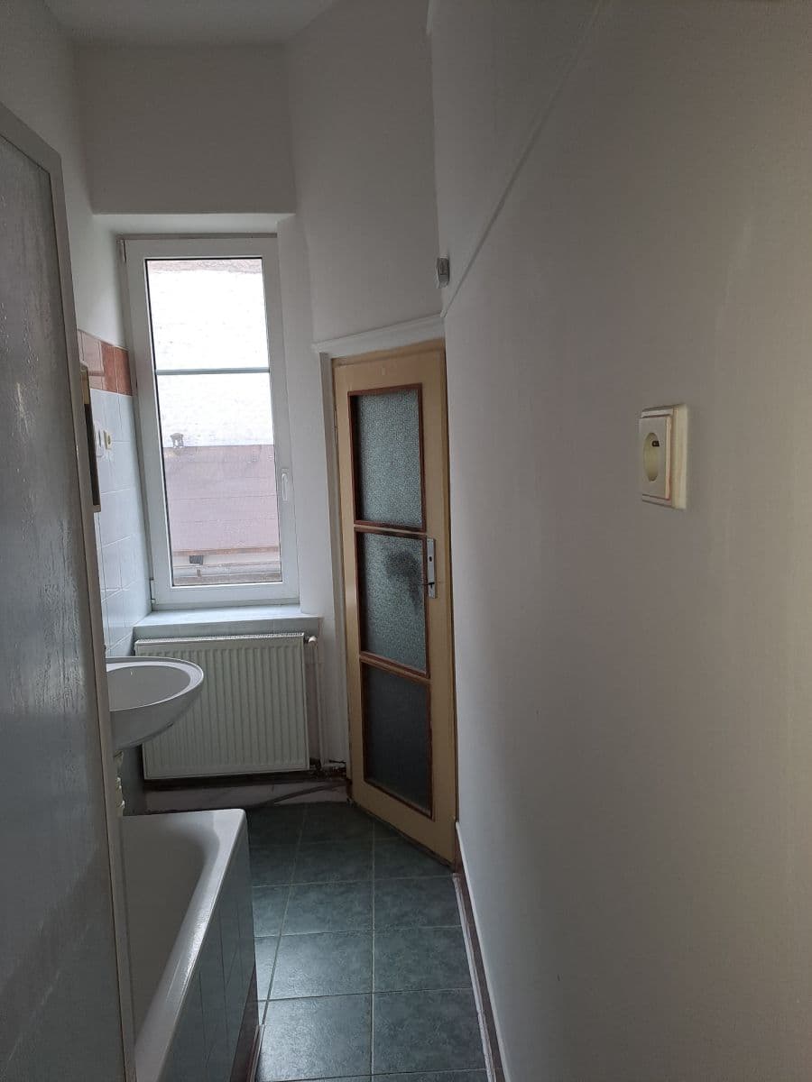 Predaj bytu 1-izbový 26 m², Hankova, Plzeň, Plzeňský kraj Predaj bytu 1-izbový 26 m², Hankova, Plzeň, Plzeňský kraj