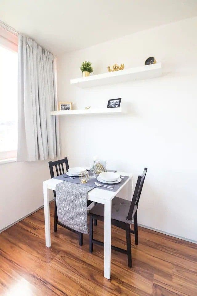 Prenájom bytu 1-izbový 28 m², Molákova, Praha, Praha Prenájom bytu 1-izbový 28 m², Molákova, Praha, Praha
