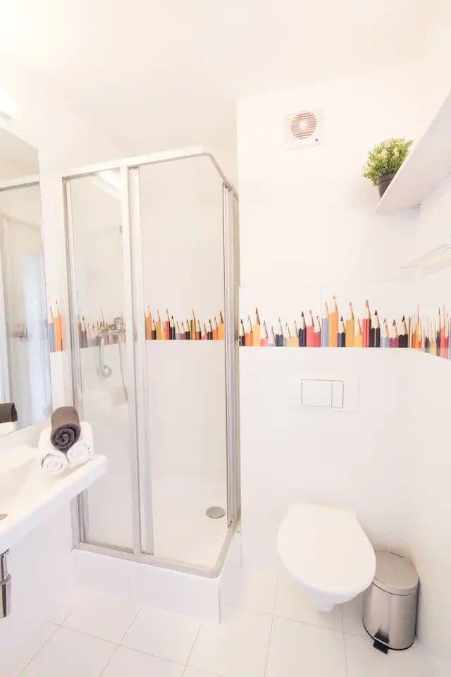 Prenájom bytu 1-izbový 28 m², Molákova, Praha, Praha Prenájom bytu 1-izbový 28 m², Molákova, Praha, Praha