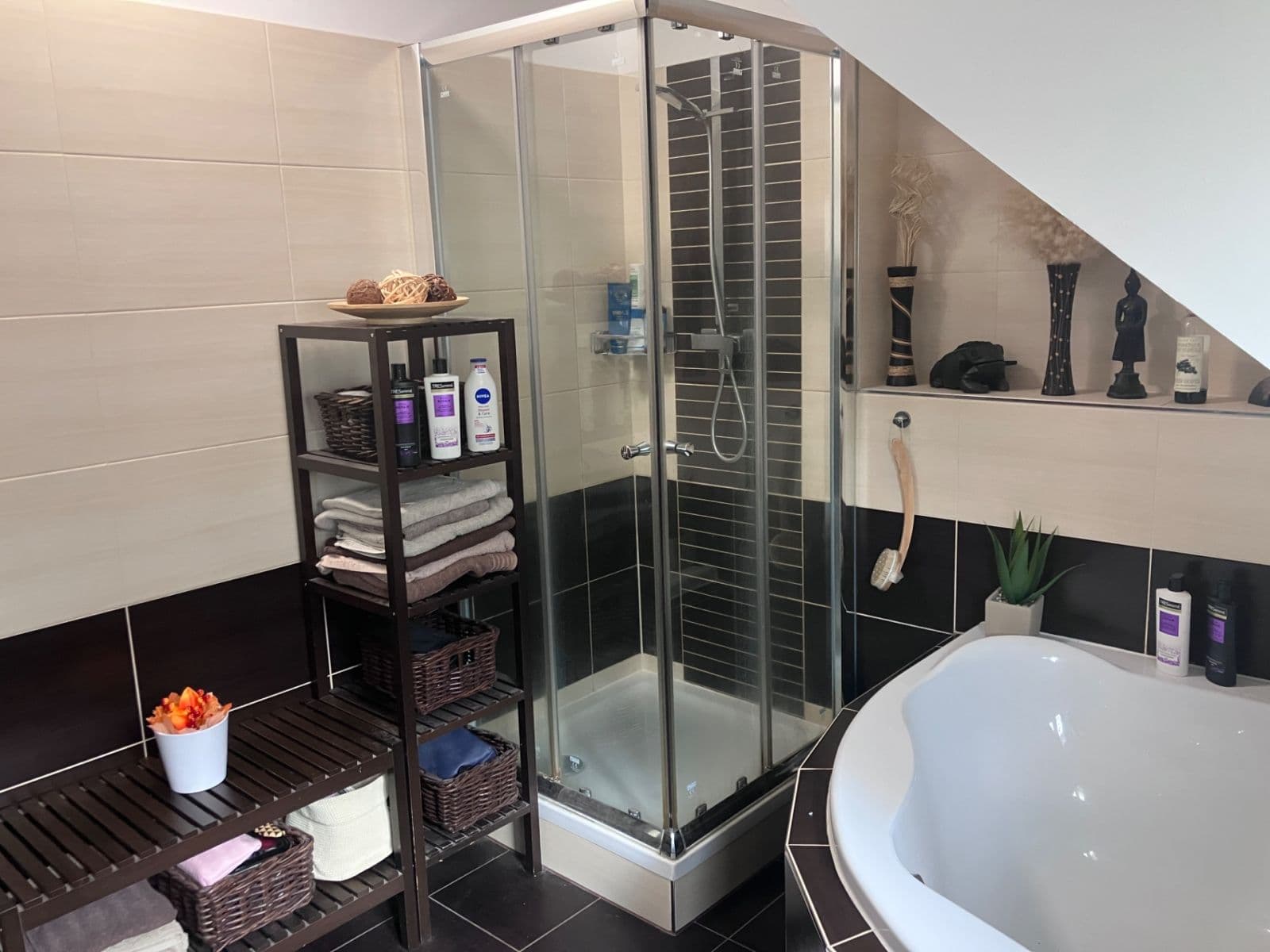 Predaj domu 127 m², pozemok 669 m², Na Větrově, Nová Ves pod Pleší, Středočeský kraj Predaj domu 127 m², pozemok 669 m², Na Větrově, Nová Ves pod Pleší, Středočeský kraj