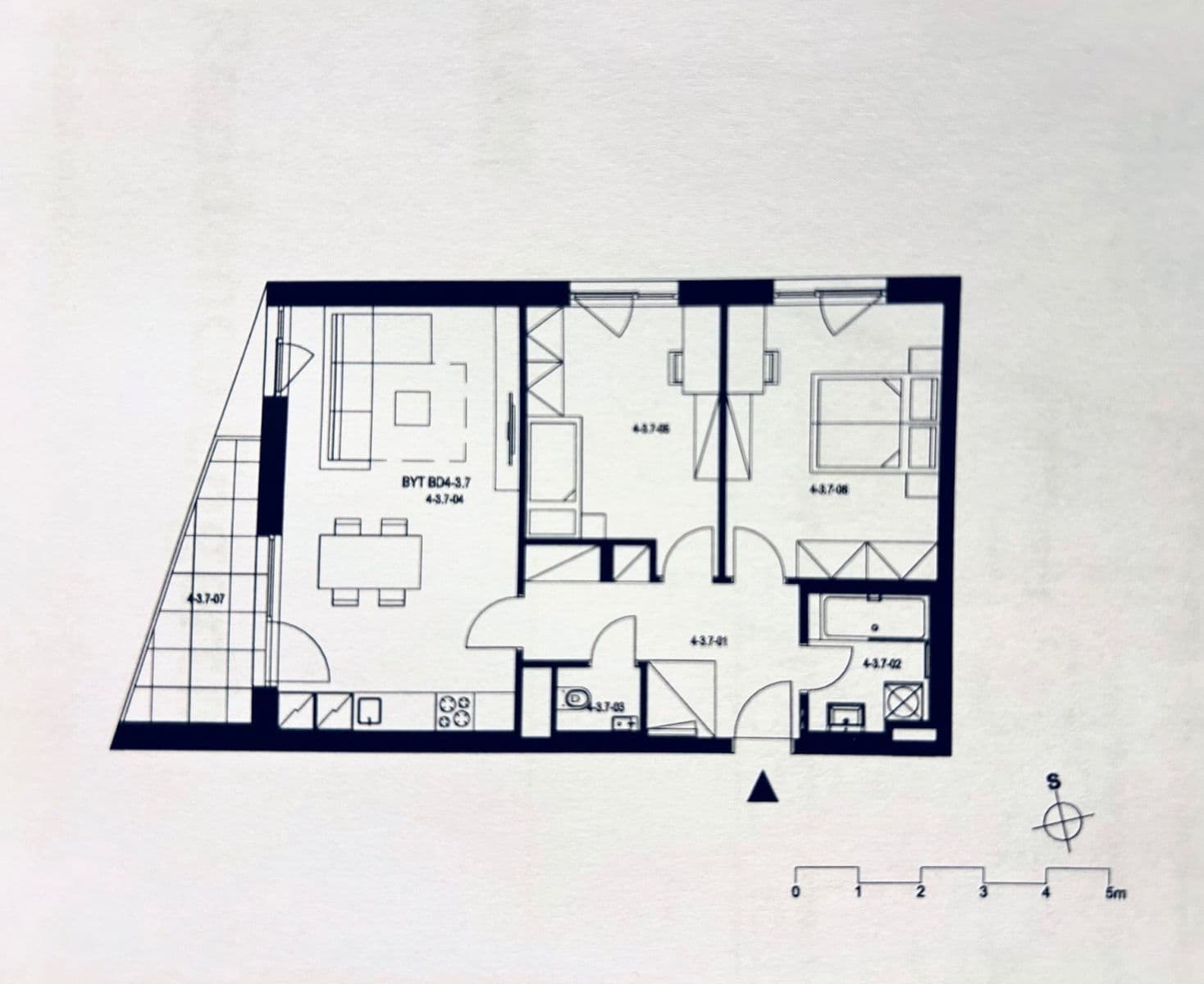 Prenájom bytu 3-izbový 72 m², U Engerthu, Kladno, Středočeský kraj Prenájom bytu 3-izbový 72 m², U Engerthu, Kladno, Středočeský kraj