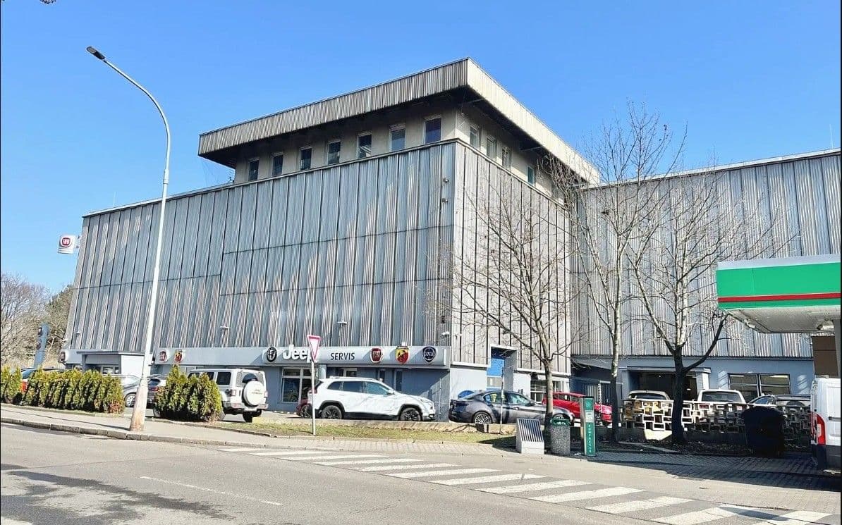 Prenájom garáže 12 m², Milevská, Praha, Praha Prenájom garáže 12 m², Milevská, Praha, Praha