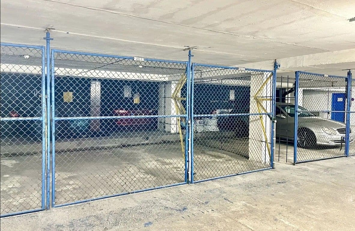 Prenájom garáže 12 m², Milevská, Praha, Praha Prenájom garáže 12 m², Milevská, Praha, Praha