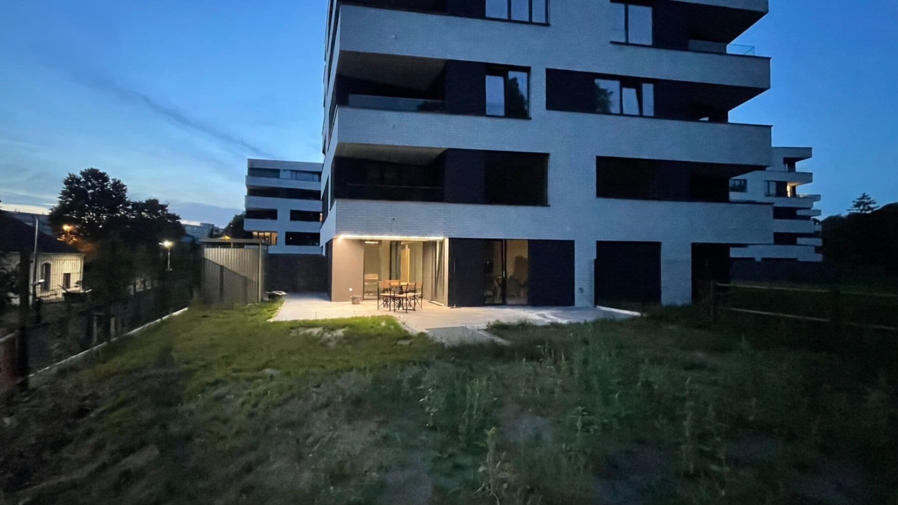 Prenájom bytu 2-izbový 58 m², U Sluncové, Praha, Praha Prenájom bytu 2-izbový 58 m², U Sluncové, Praha, Praha