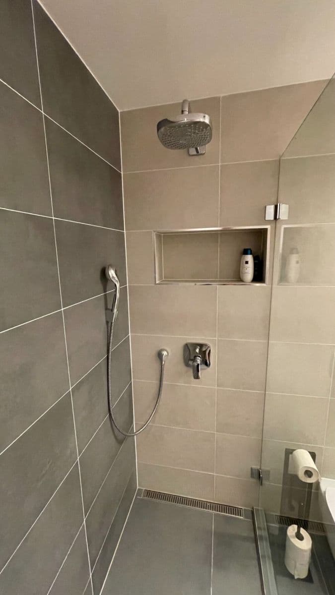 Prenájom bytu 2-izbový 58 m², U Sluncové, Praha, Praha Prenájom bytu 2-izbový 58 m², U Sluncové, Praha, Praha