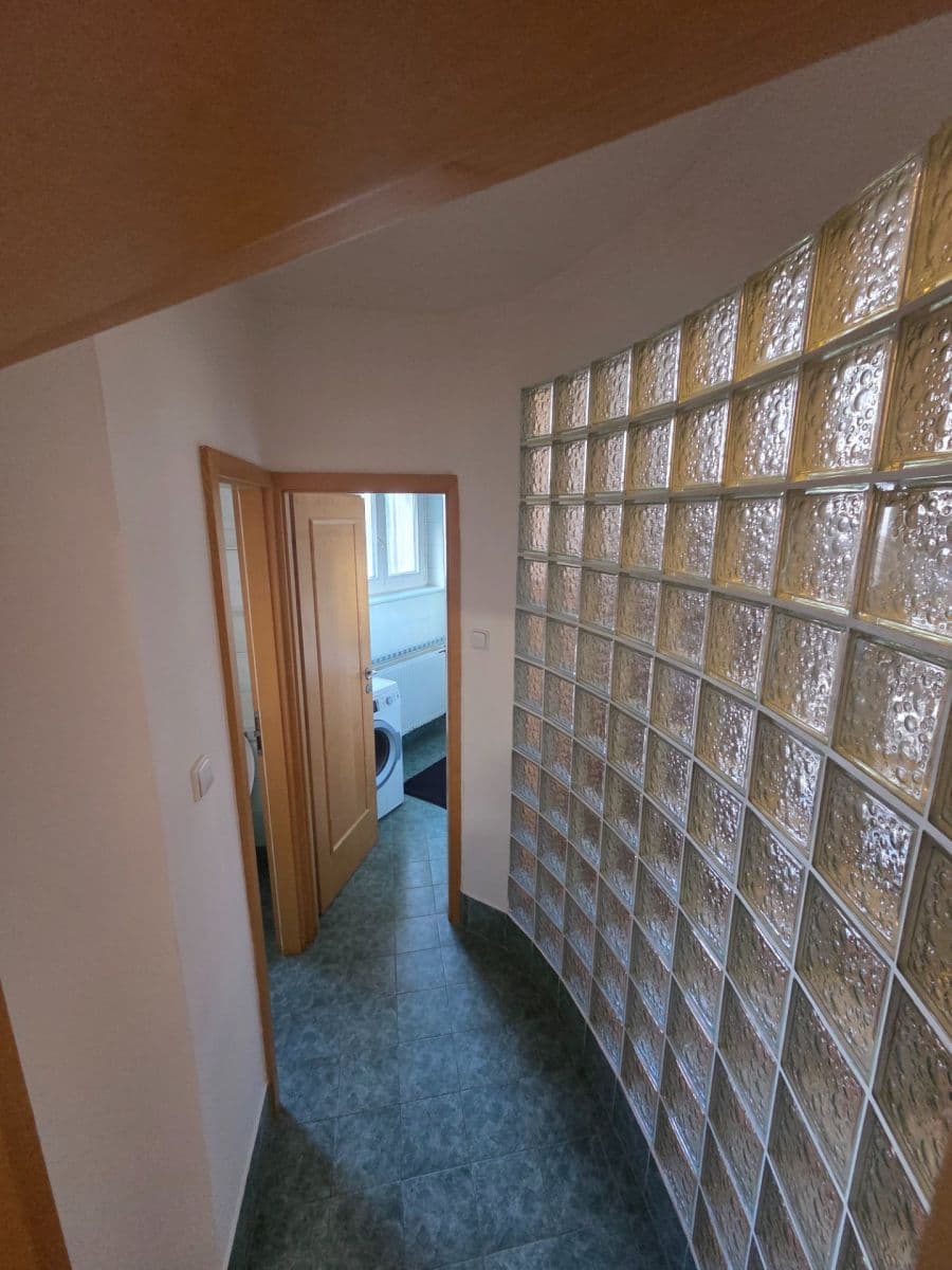 Prenájom bytu 2-izbový 68 m², Na Polníku, Praha, Praha Prenájom bytu 2-izbový 68 m², Na Polníku, Praha, Praha