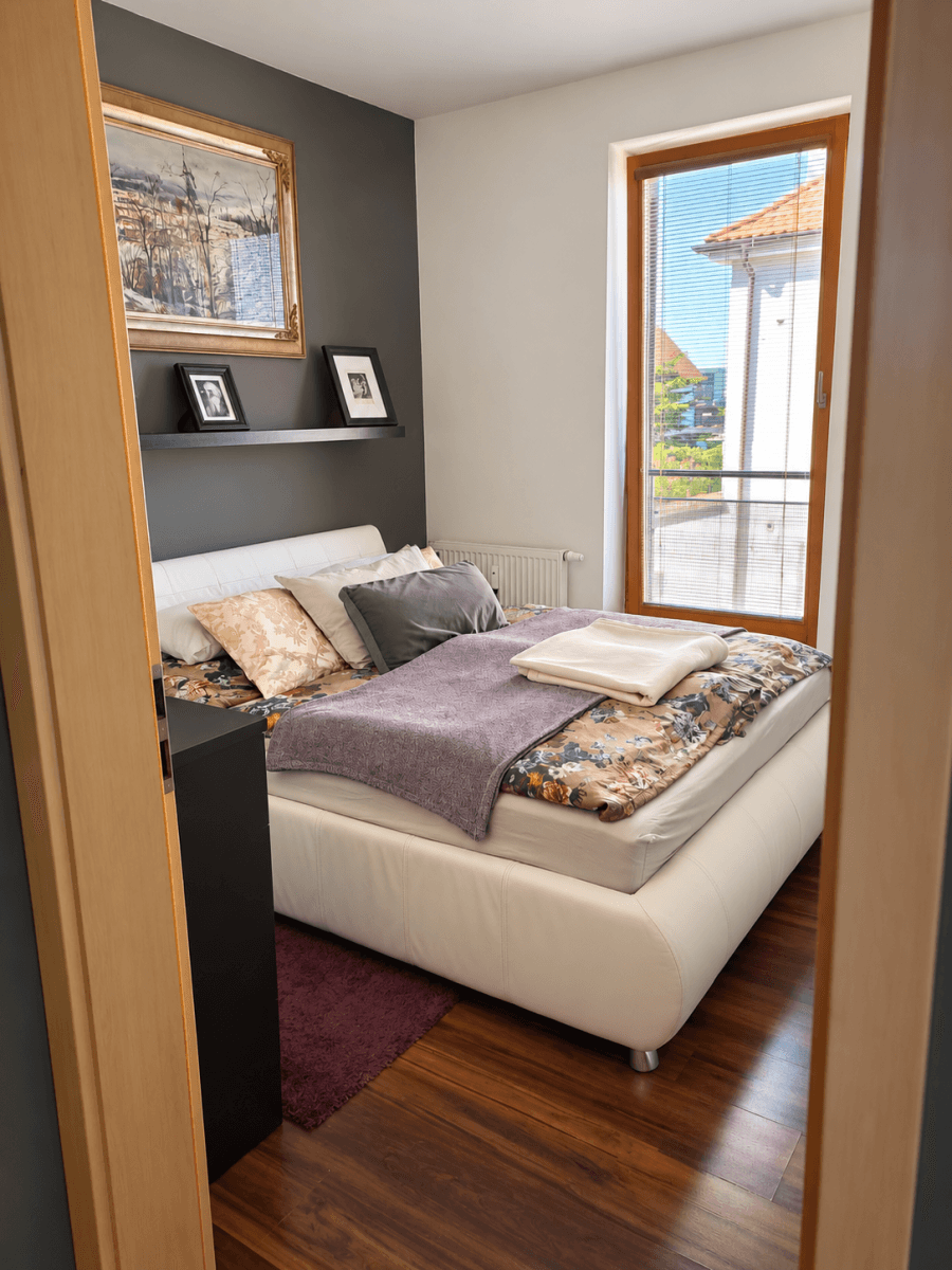 Predaj bytu 2-izbový 53 m², Karlovarská, Praha, Praha Predaj bytu 2-izbový 53 m², Karlovarská, Praha, Praha