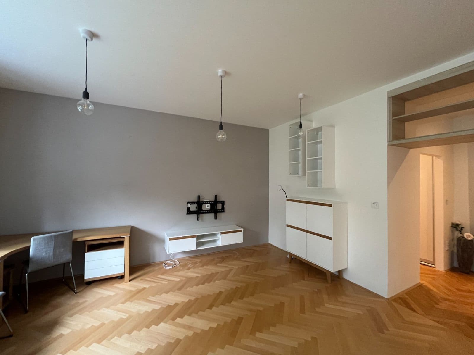 Prenájom bytu 2-izbový 65 m², Kolátorova, Praha, Praha Prenájom bytu 2-izbový 65 m², Kolátorova, Praha, Praha