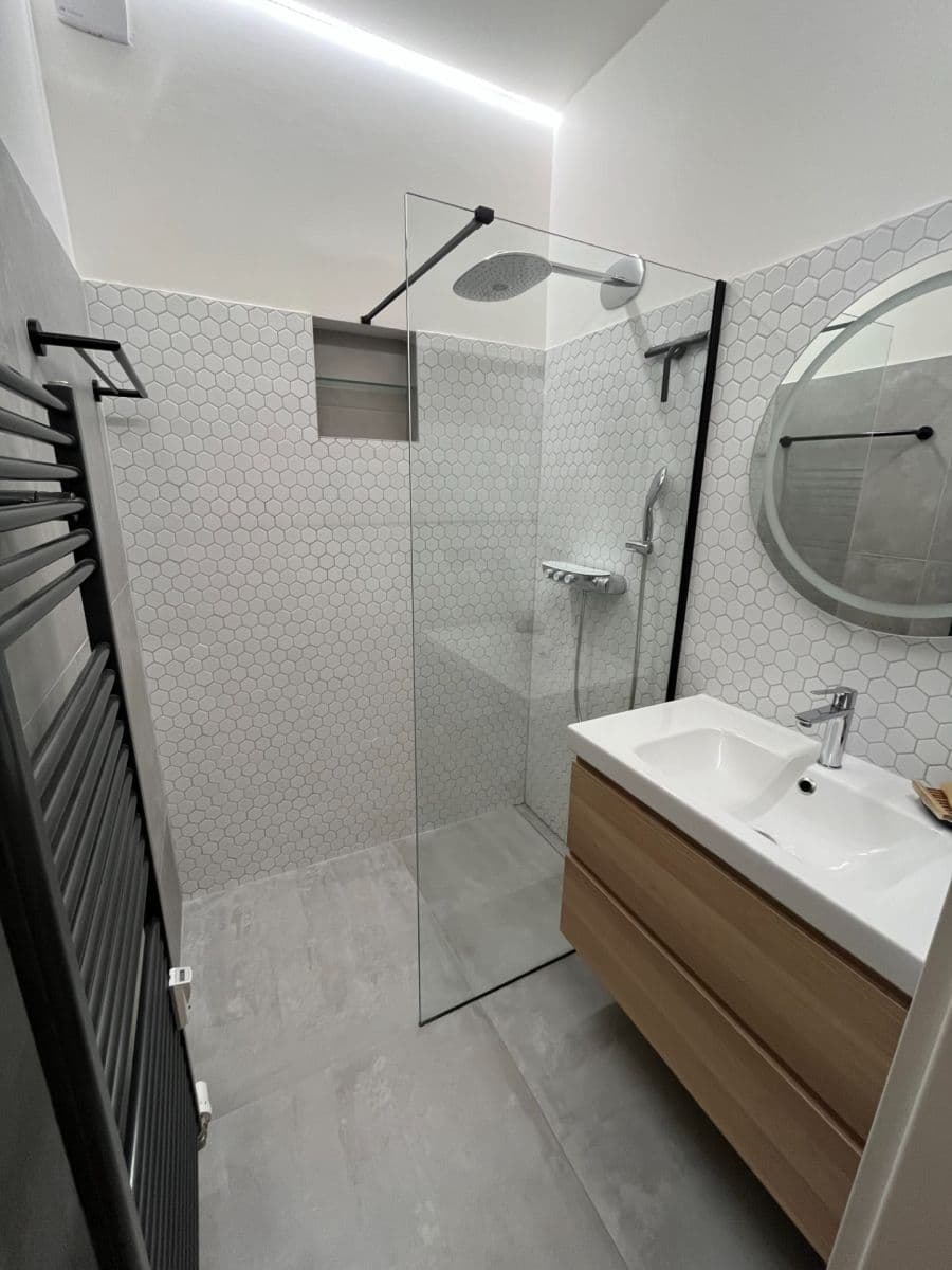 Prenájom bytu 2-izbový 65 m², Kolátorova, Praha, Praha Prenájom bytu 2-izbový 65 m², Kolátorova, Praha, Praha