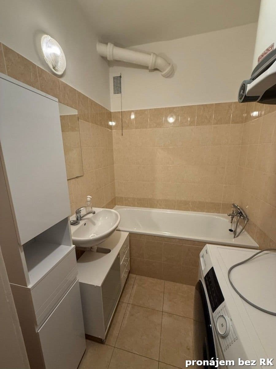 Prenájom bytu 2-izbový 51 m², Nad Primaskou, Praha, Praha Prenájom bytu 2-izbový 51 m², Nad Primaskou, Praha, Praha