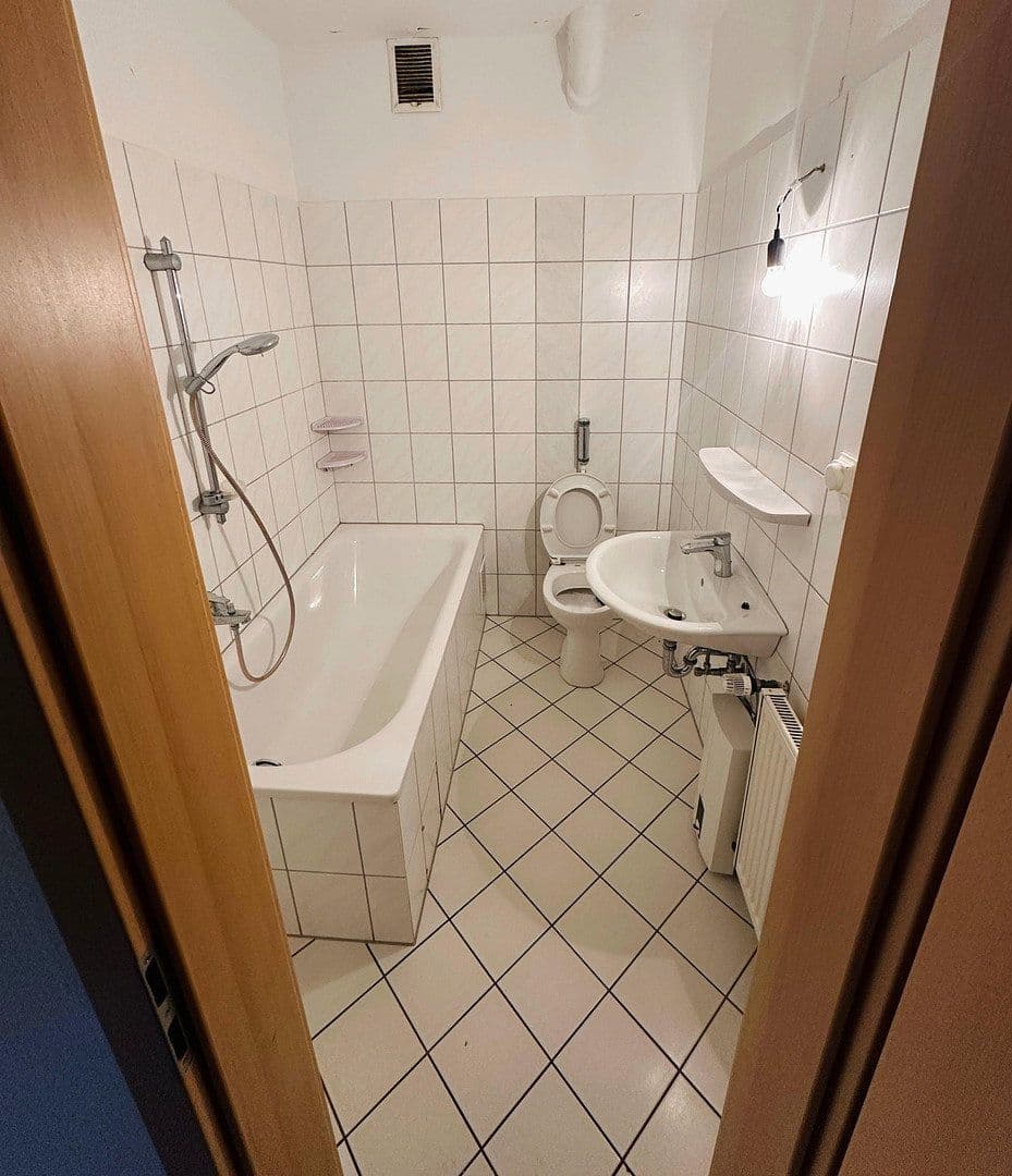 Prenájom bytu 4-izbový 97 m², körnerstraße 4, Essen, Severné Porýnie - Westfálsko Prenájom bytu 4-izbový 97 m², körnerstraße 4, Essen, Severné Porýnie - Westfálsko