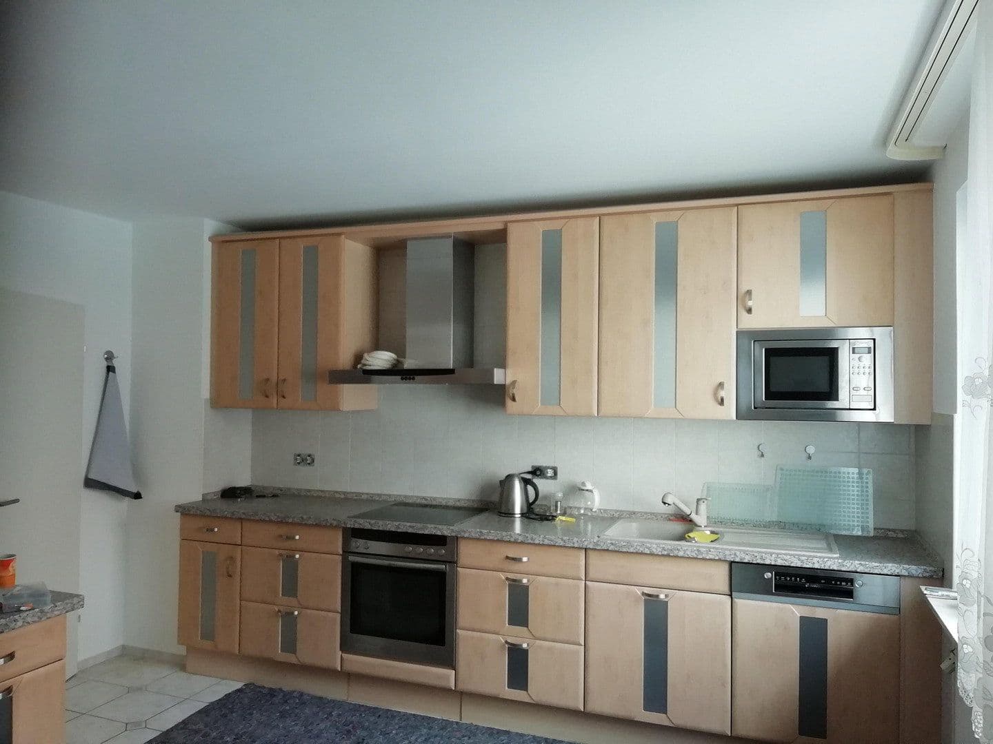 Predaj domu 224 m², pozemok 467 m², Kiedrich, Hesensko Predaj domu 224 m², pozemok 467 m², Kiedrich, Hesensko