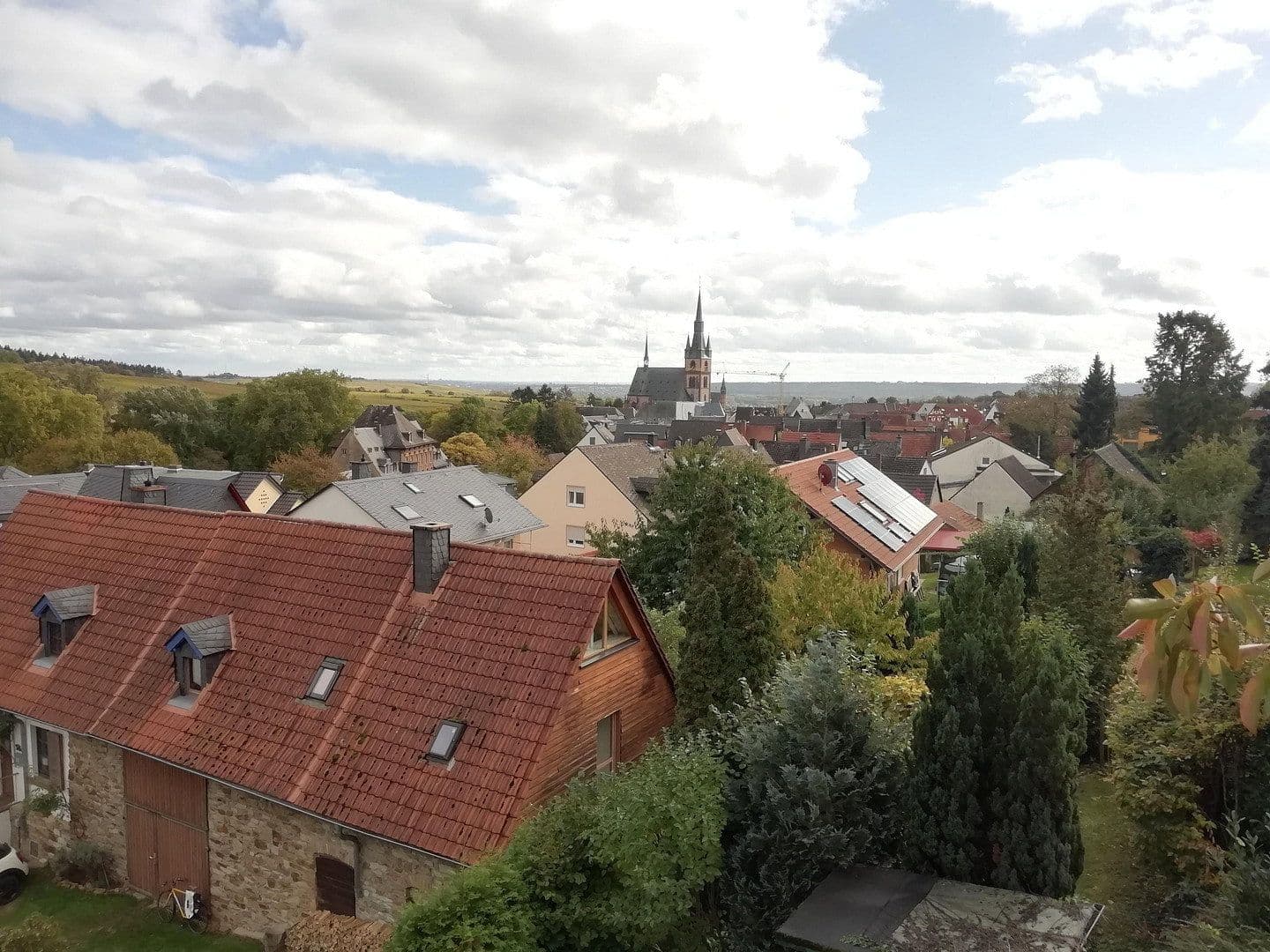 Predaj domu 224 m², pozemok 467 m², Kiedrich, Hesensko Predaj domu 224 m², pozemok 467 m², Kiedrich, Hesensko
