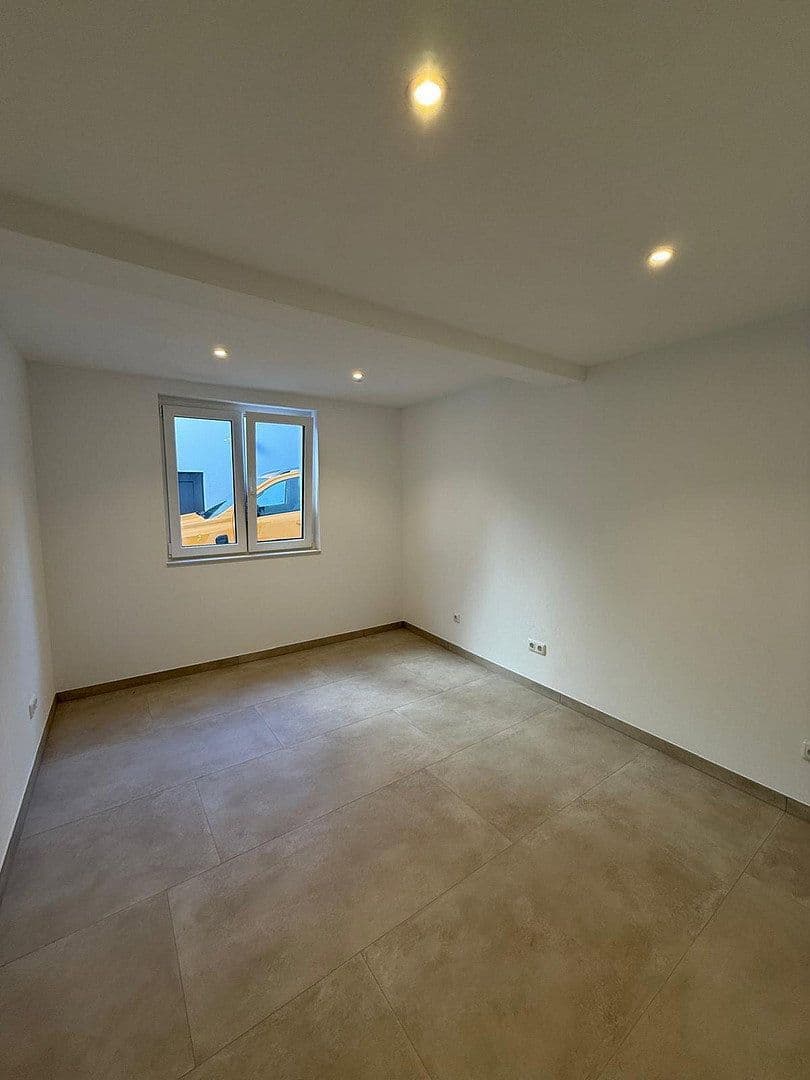 Prenájom bytu 2-izbový 53 m², Reinheim, Hesensko Prenájom bytu 2-izbový 53 m², Reinheim, Hesensko
