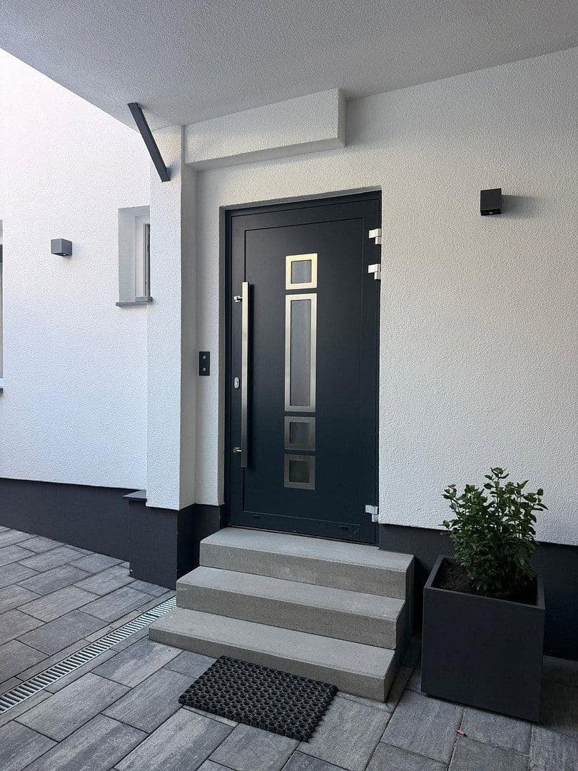 Prenájom bytu 2-izbový 53 m², Reinheim, Hesensko Prenájom bytu 2-izbový 53 m², Reinheim, Hesensko