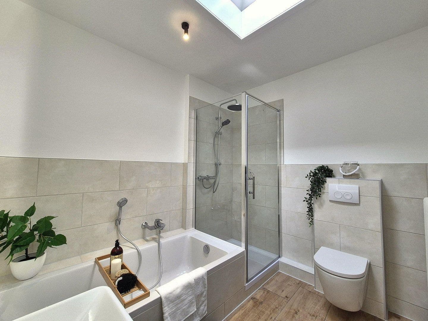 Predaj domu 114 m², pozemok 158 m², Angerburger Weg, Stade, Dolné Sasko Predaj domu 114 m², pozemok 158 m², Angerburger Weg, Stade, Dolné Sasko
