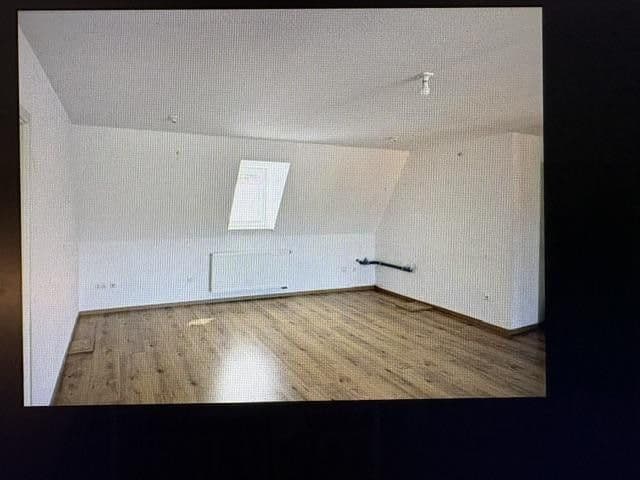 Prenájom bytu 3-izbový 107 m², Ochsenfurt, Bavorsko Prenájom bytu 3-izbový 107 m², Ochsenfurt, Bavorsko