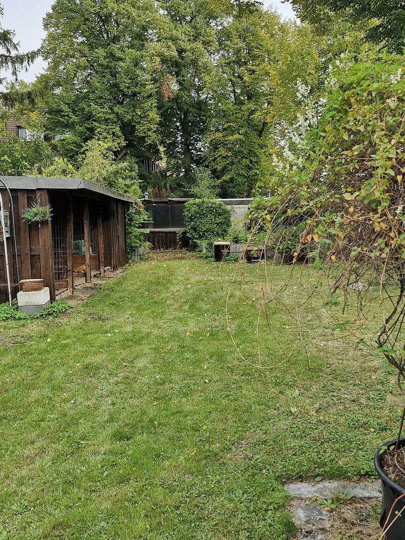 Predaj domu 107 m², pozemok 557 m², Kösters Busch 40, Essen, Severné Porýnie - Westfálsko Predaj domu 107 m², pozemok 557 m², Kösters Busch 40, Essen, Severné Porýnie - Westfálsko