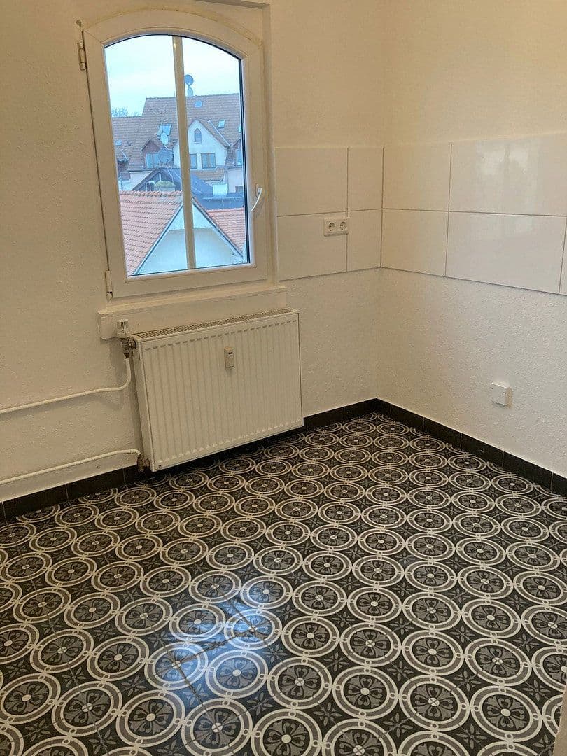 Prenájom bytu 3-izbový 55 m², Bismarckstraße 10, Offenbach am Main, Hesensko Prenájom bytu 3-izbový 55 m², Bismarckstraße 10, Offenbach am Main, Hesensko