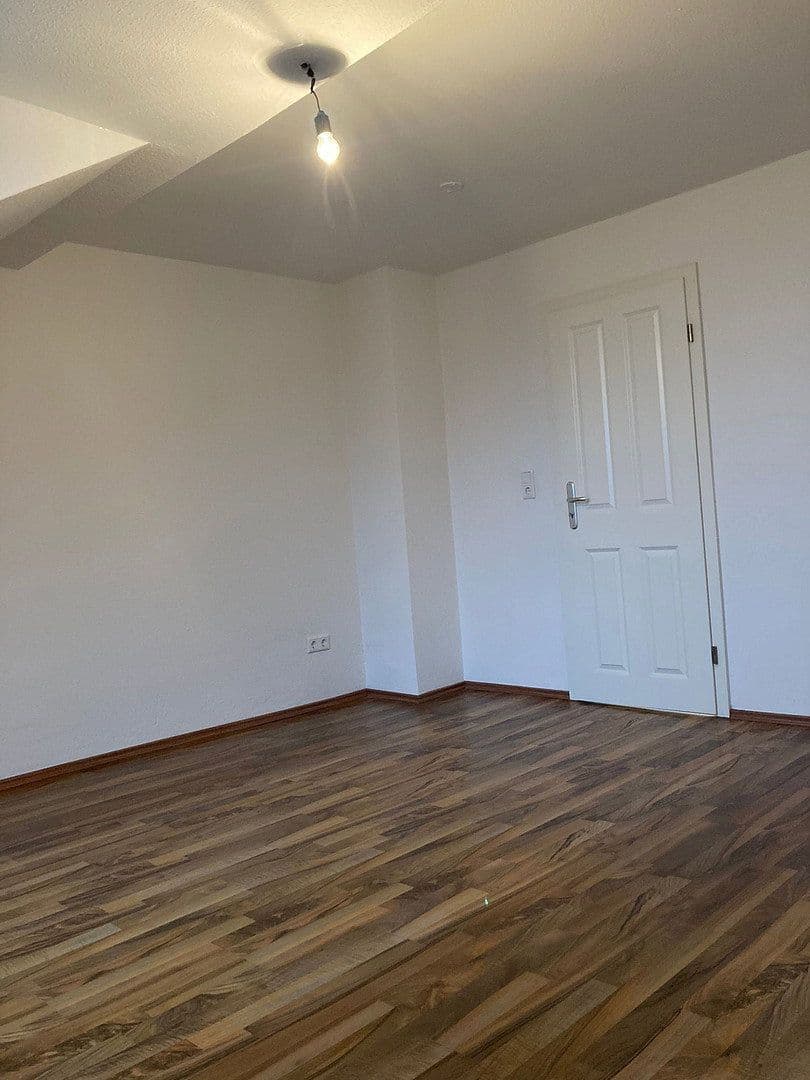 Prenájom bytu 3-izbový 55 m², Bismarckstraße 10, Offenbach am Main, Hesensko Prenájom bytu 3-izbový 55 m², Bismarckstraße 10, Offenbach am Main, Hesensko
