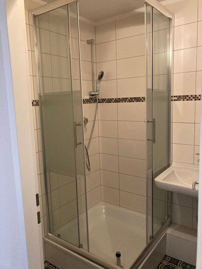 Prenájom bytu 3-izbový 55 m², Bismarckstraße 10, Offenbach am Main, Hesensko Prenájom bytu 3-izbový 55 m², Bismarckstraße 10, Offenbach am Main, Hesensko