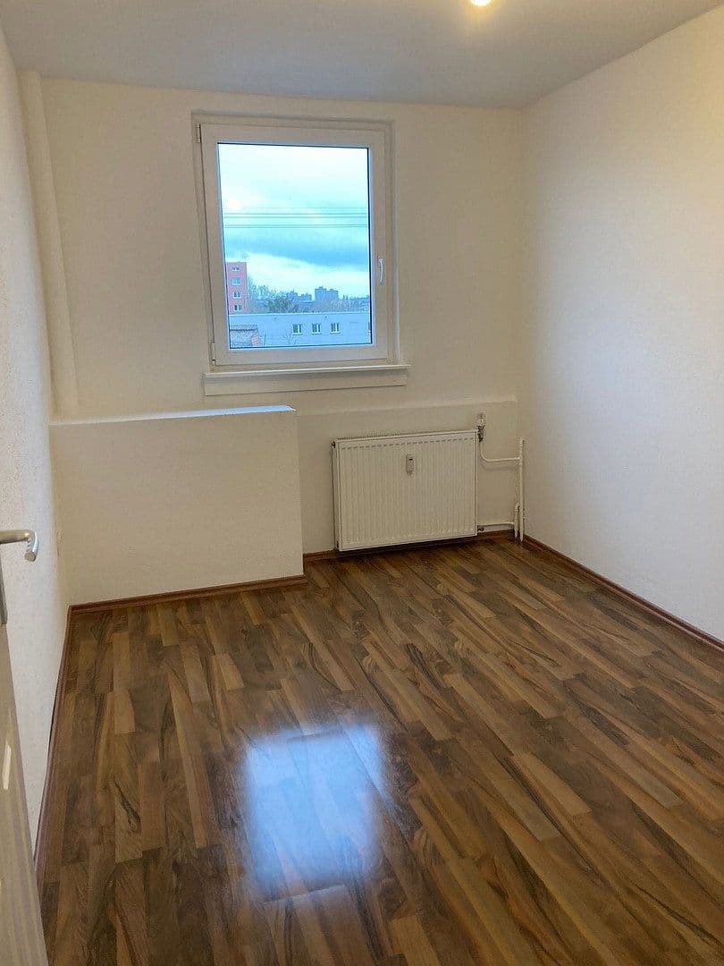 Prenájom bytu 3-izbový 55 m², Bismarckstraße 10, Offenbach am Main, Hesensko Prenájom bytu 3-izbový 55 m², Bismarckstraße 10, Offenbach am Main, Hesensko