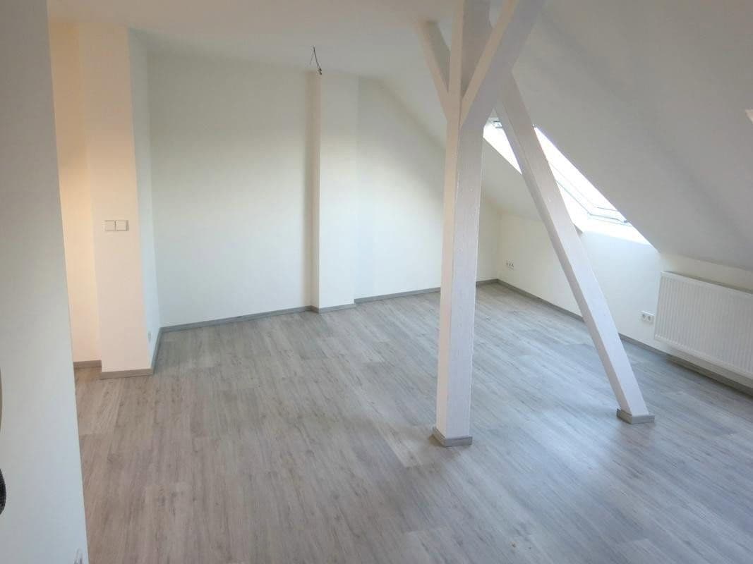 Prenájom bytu 1-izbový 33 m², Litzenhardtstr. 108, Karlsruhe, Bádensko-Wurttembersko Prenájom bytu 1-izbový 33 m², Litzenhardtstr. 108, Karlsruhe, Bádensko-Wurttembersko