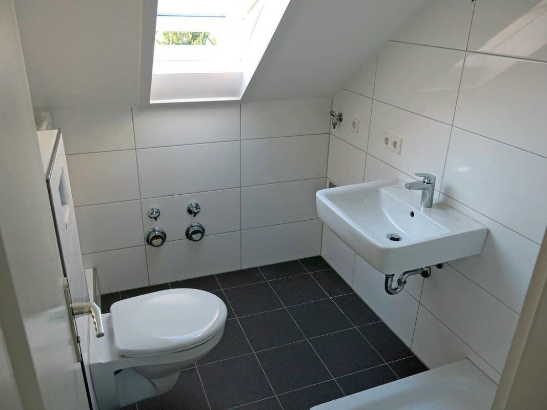 Prenájom bytu 1-izbový 33 m², Litzenhardtstr. 108, Karlsruhe, Bádensko-Wurttembersko Prenájom bytu 1-izbový 33 m², Litzenhardtstr. 108, Karlsruhe, Bádensko-Wurttembersko