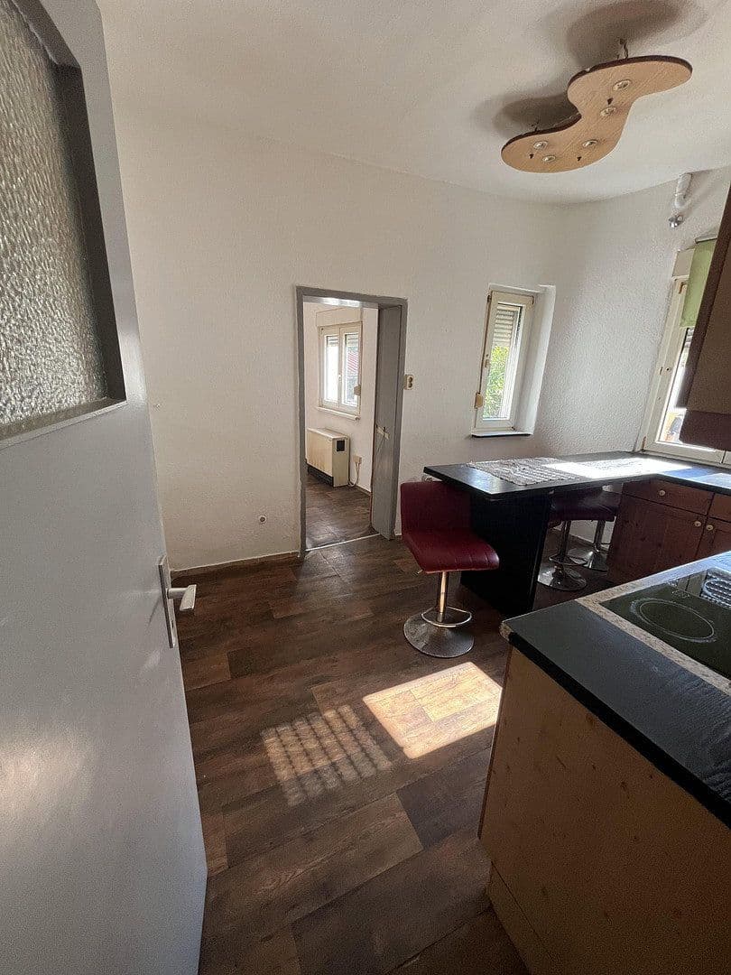 Predaj domu 132 m², pozemok 358 m², Karlsruhe, Bádensko-Wurttembersko Predaj domu 132 m², pozemok 358 m², Karlsruhe, Bádensko-Wurttembersko