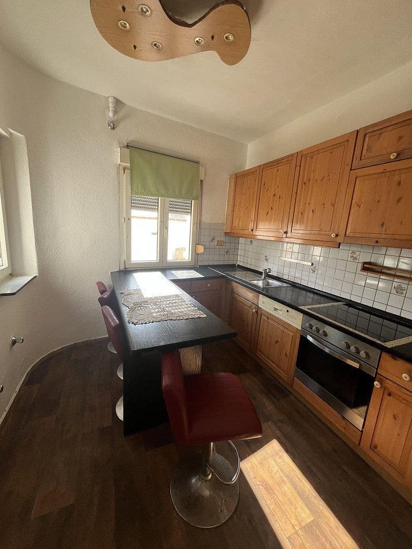 Predaj domu 132 m², pozemok 358 m², Karlsruhe, Bádensko-Wurttembersko Predaj domu 132 m², pozemok 358 m², Karlsruhe, Bádensko-Wurttembersko