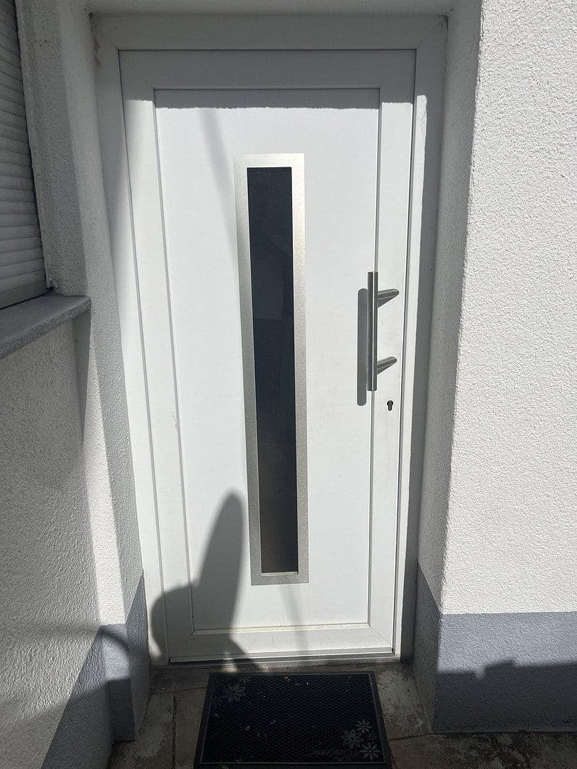 Predaj domu 132 m², pozemok 358 m², Karlsruhe, Bádensko-Wurttembersko Predaj domu 132 m², pozemok 358 m², Karlsruhe, Bádensko-Wurttembersko