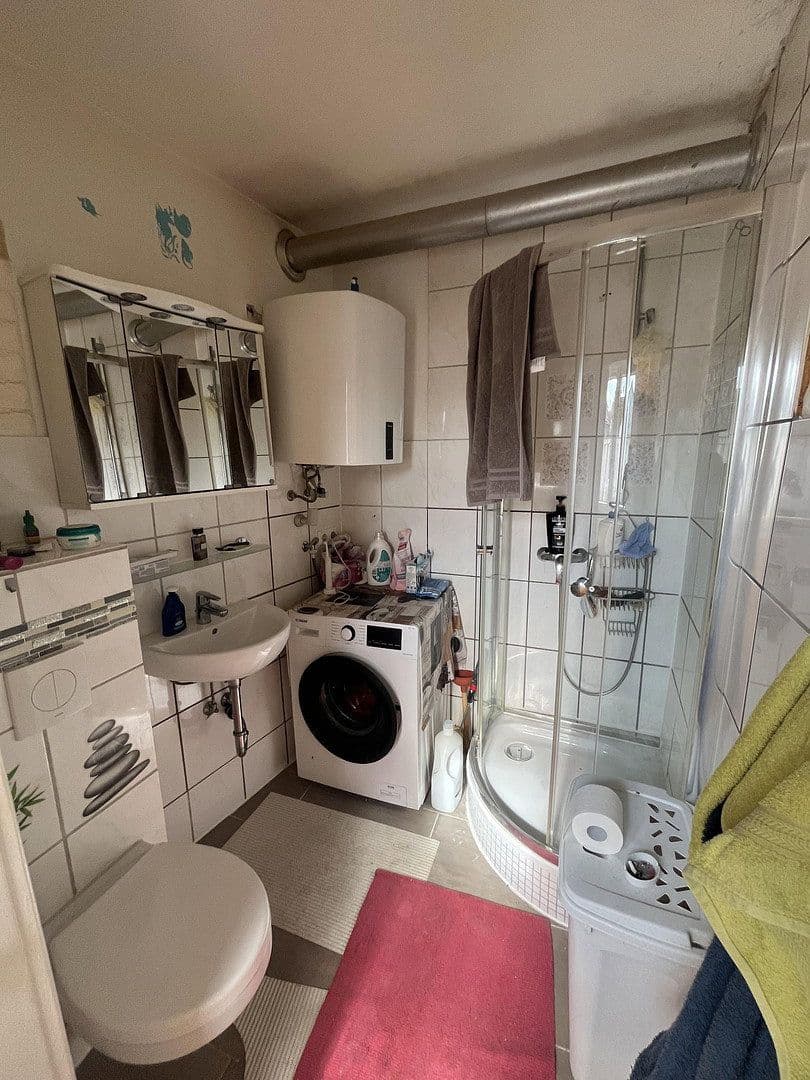 Predaj domu 132 m², pozemok 358 m², Karlsruhe, Bádensko-Wurttembersko Predaj domu 132 m², pozemok 358 m², Karlsruhe, Bádensko-Wurttembersko