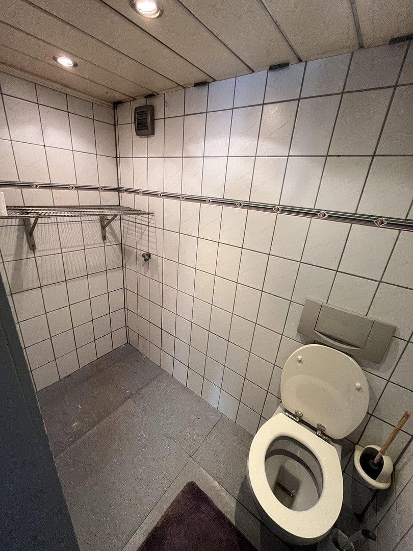 Predaj domu 132 m², pozemok 358 m², Karlsruhe, Bádensko-Wurttembersko Predaj domu 132 m², pozemok 358 m², Karlsruhe, Bádensko-Wurttembersko