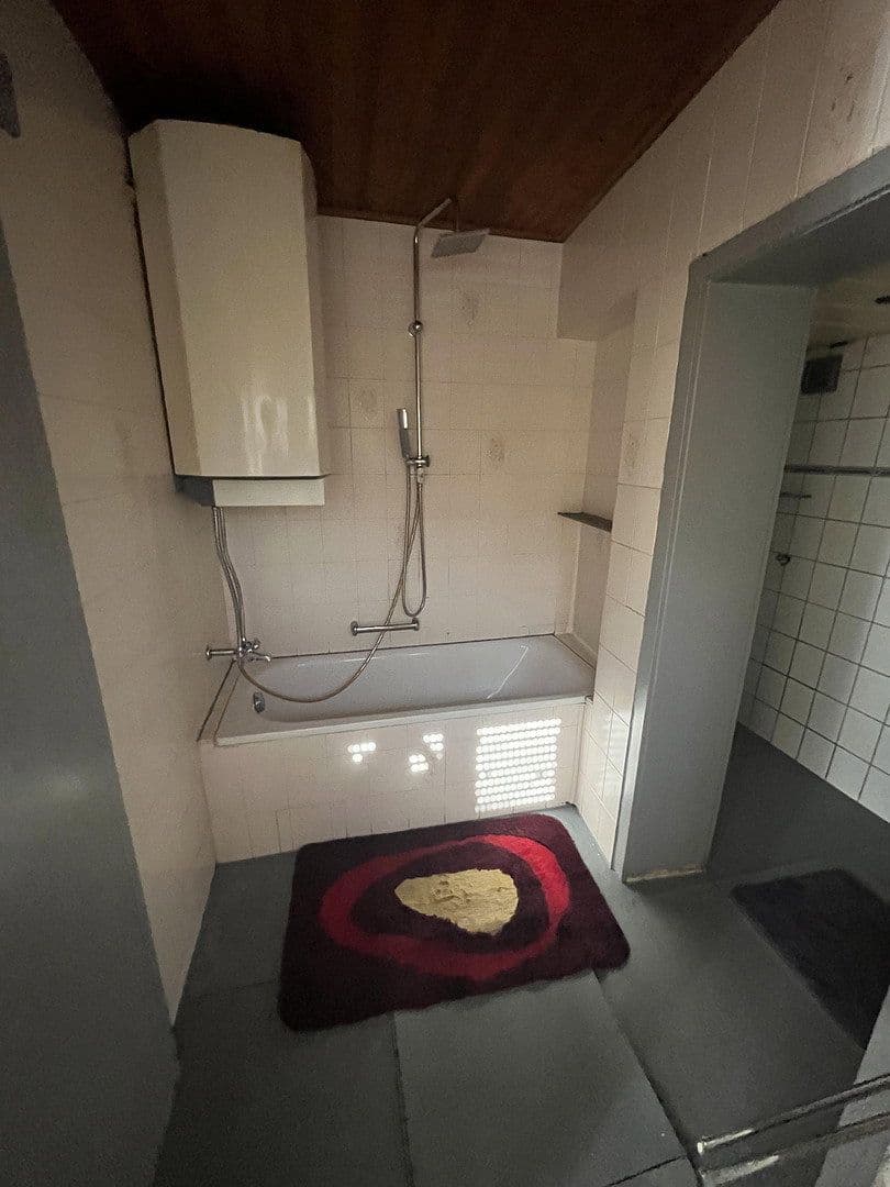 Predaj domu 132 m², pozemok 358 m², Karlsruhe, Bádensko-Wurttembersko Predaj domu 132 m², pozemok 358 m², Karlsruhe, Bádensko-Wurttembersko