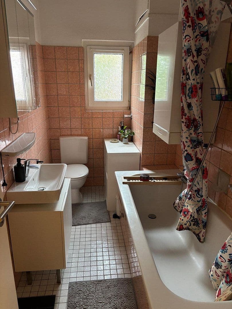 Prenájom bytu 3-izbový 72 m², Gemeindestraße 48, Bochum, Severné Porýnie - Westfálsko Prenájom bytu 3-izbový 72 m², Gemeindestraße 48, Bochum, Severné Porýnie - Westfálsko