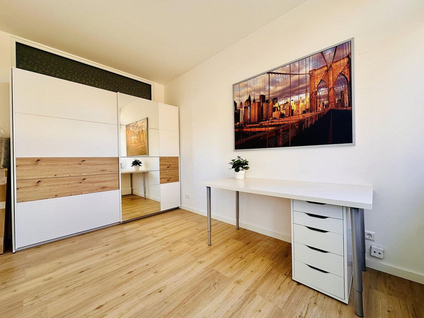 Prenájom bytu 3-izbový 66 m², Bahnhofstraße 1, Sindelfingen, Bádensko-Wurttembersko Prenájom bytu 3-izbový 66 m², Bahnhofstraße 1, Sindelfingen, Bádensko-Wurttembersko