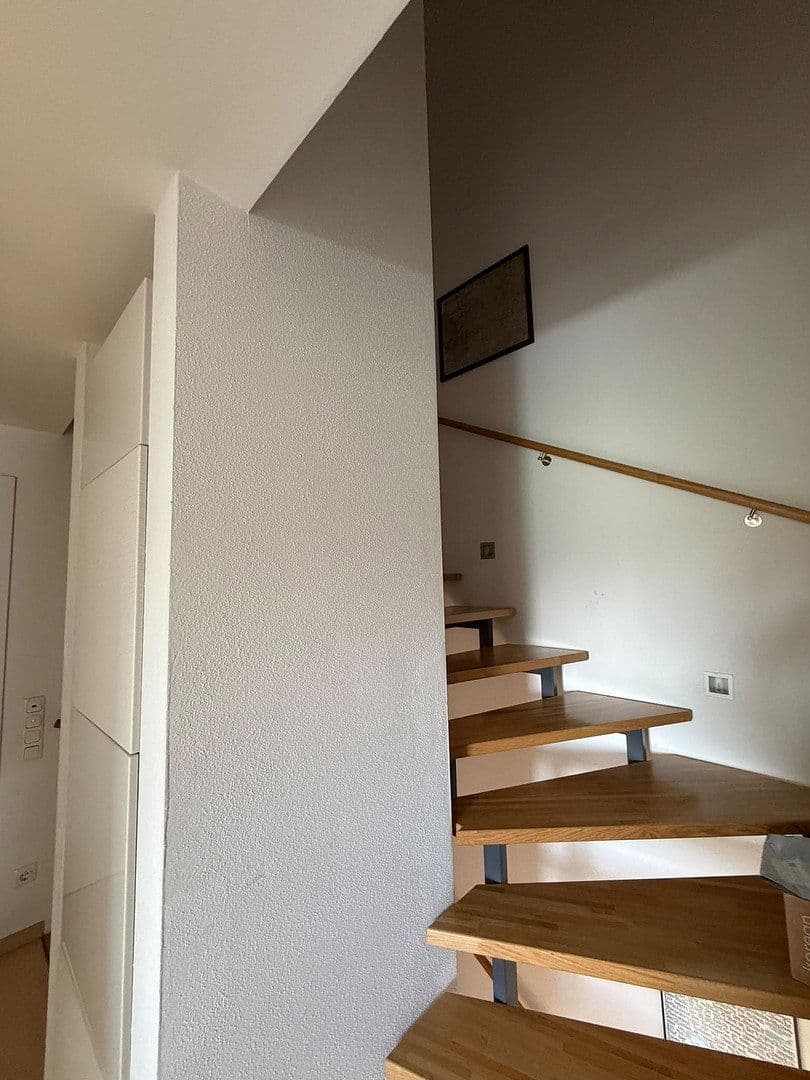Predaj domu 141 m², pozemok 228 m², Oberschleißheim, Bavorsko Predaj domu 141 m², pozemok 228 m², Oberschleißheim, Bavorsko