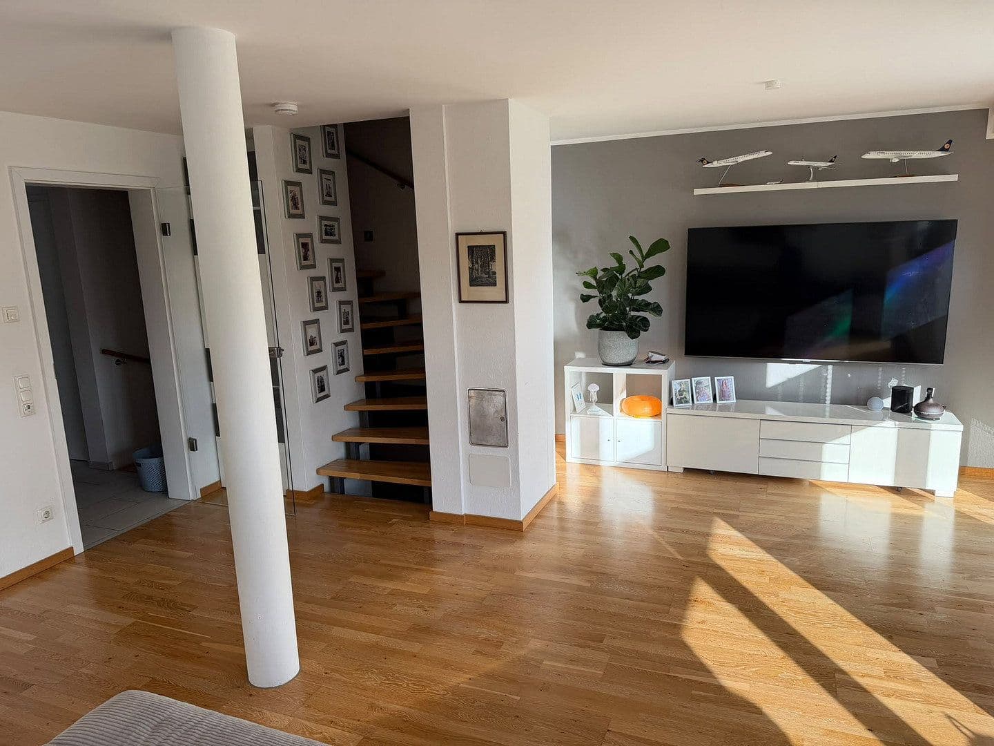 Predaj domu 141 m², pozemok 228 m², Oberschleißheim, Bavorsko Predaj domu 141 m², pozemok 228 m², Oberschleißheim, Bavorsko