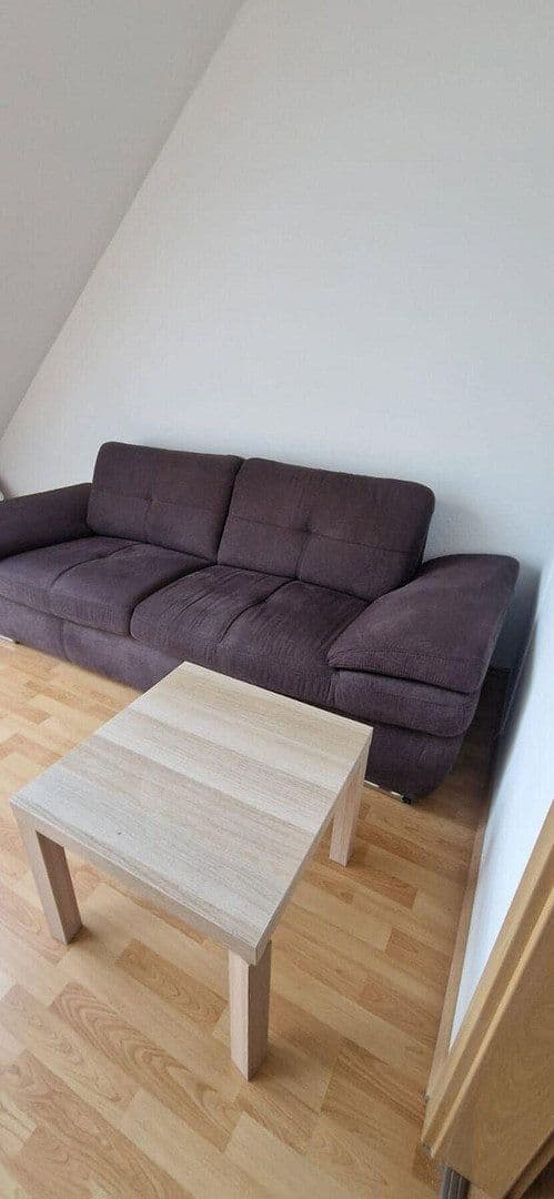 Prenájom bytu 3-izbový 100 m², Brundelstraße 20, Bochum, Severné Porýnie - Westfálsko Prenájom bytu 3-izbový 100 m², Brundelstraße 20, Bochum, Severné Porýnie - Westfálsko