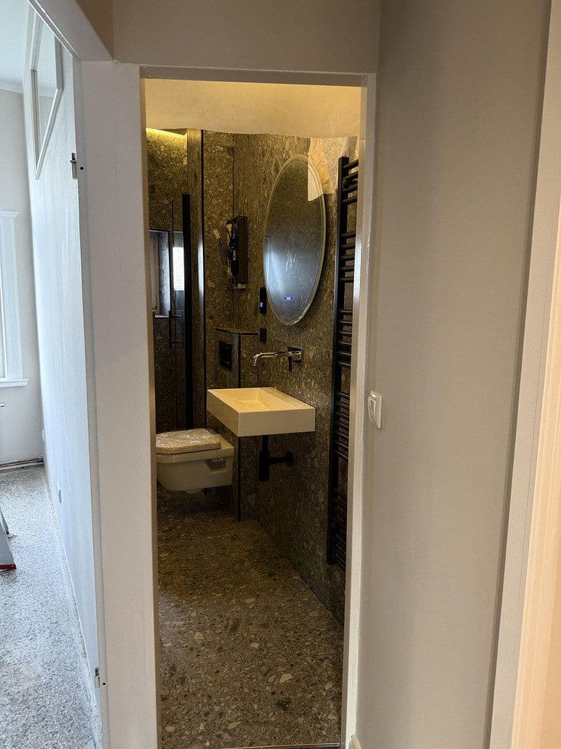 Prenájom bytu 3-izbový 80 m², Holtenauer Straße 319, Kiel, Šlezvicko-Holštajnsko Prenájom bytu 3-izbový 80 m², Holtenauer Straße 319, Kiel, Šlezvicko-Holštajnsko