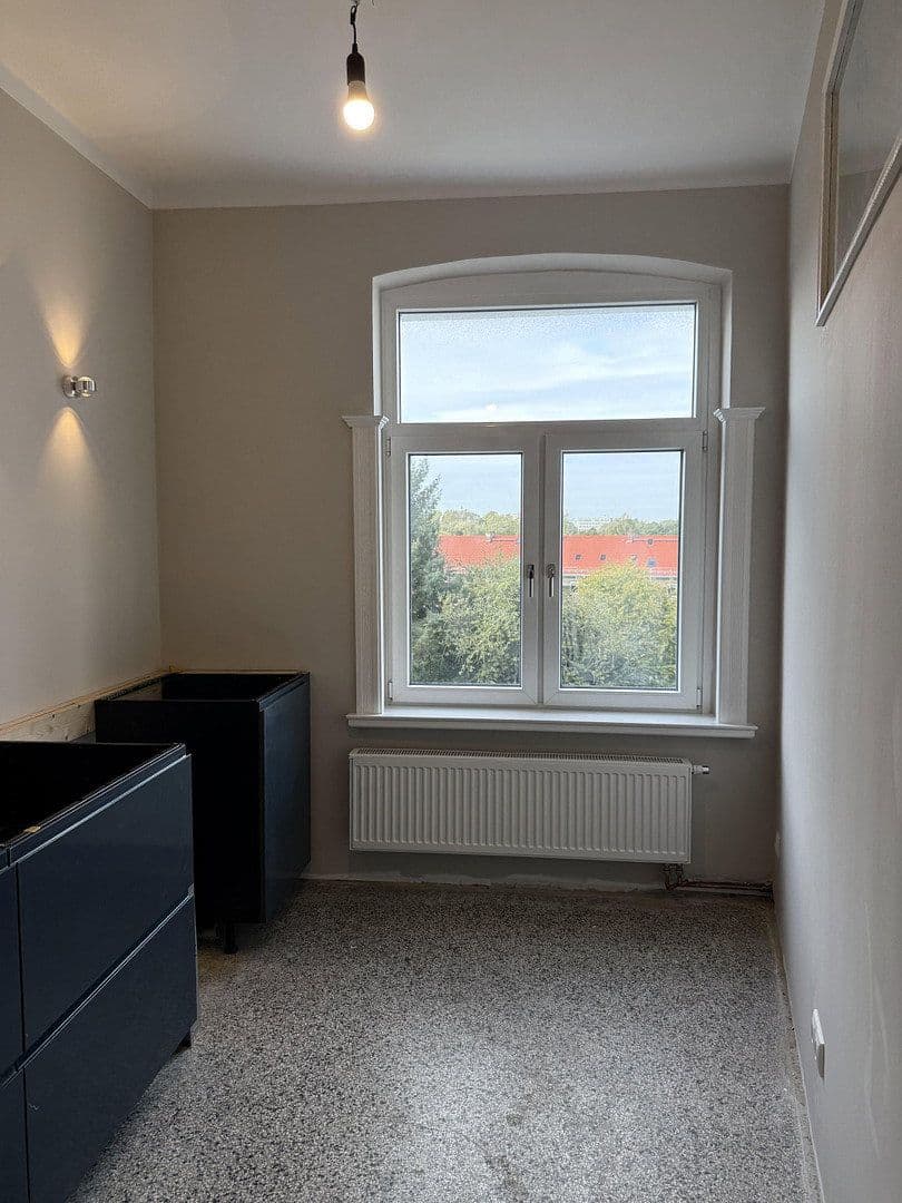 Prenájom bytu 3-izbový 80 m², Holtenauer Straße 319, Kiel, Šlezvicko-Holštajnsko Prenájom bytu 3-izbový 80 m², Holtenauer Straße 319, Kiel, Šlezvicko-Holštajnsko