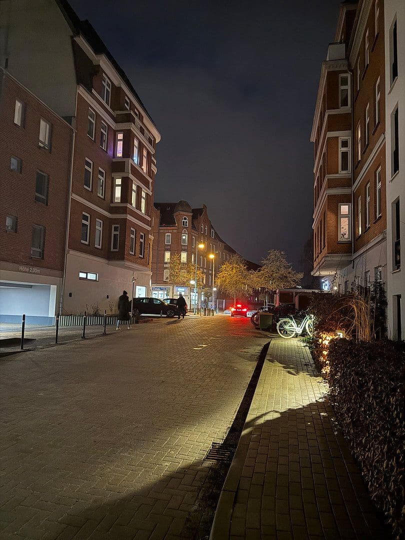 Prenájom bytu 3-izbový 80 m², Holtenauer Straße 319, Kiel, Šlezvicko-Holštajnsko Prenájom bytu 3-izbový 80 m², Holtenauer Straße 319, Kiel, Šlezvicko-Holštajnsko