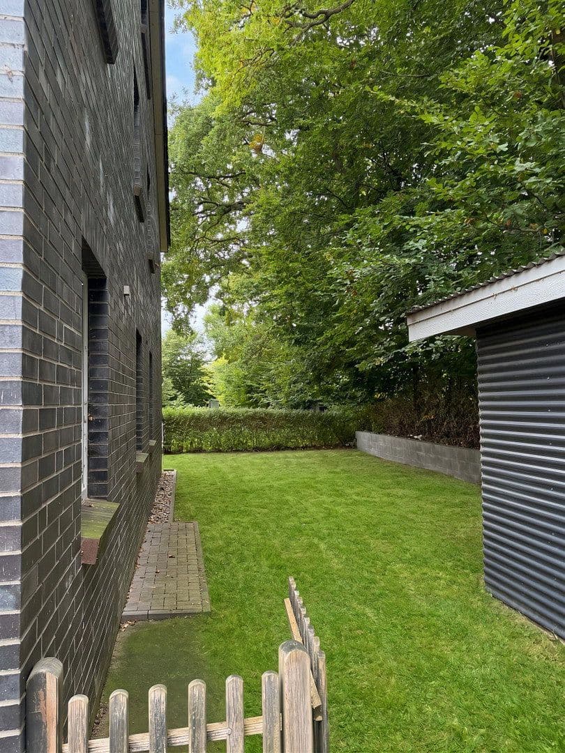 Predaj domu 300 m², pozemok 591 m², Osterrönfeld, Šlezvicko-Holštajnsko Predaj domu 300 m², pozemok 591 m², Osterrönfeld, Šlezvicko-Holštajnsko