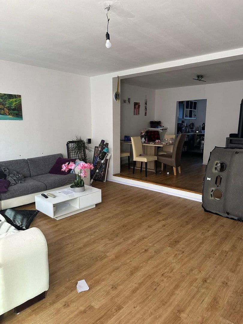 Prenájom domu 150 m², pozemok 160 m², Untermeitingen, Bavorsko Prenájom domu 150 m², pozemok 160 m², Untermeitingen, Bavorsko