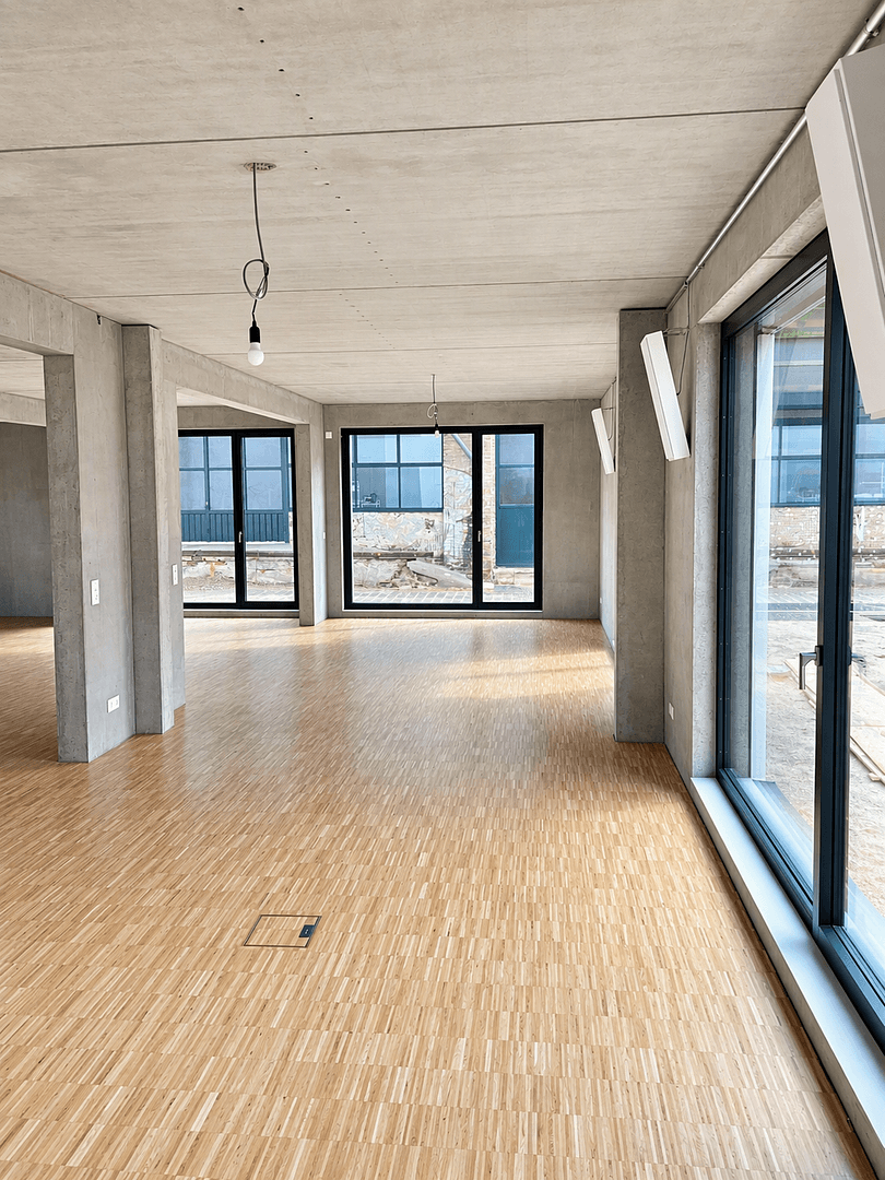 Prenájom kancelárie 162 m², Eisenbahnstraße 5, Berlin, Berlín Prenájom kancelárie 162 m², Eisenbahnstraße 5, Berlin, Berlín