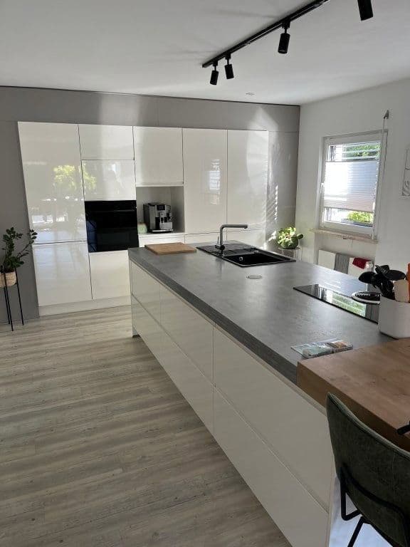 Predaj domu 237 m², pozemok 887 m², Rheinfelden (Baden), Bádensko-Wurttembersko Predaj domu 237 m², pozemok 887 m², Rheinfelden (Baden), Bádensko-Wurttembersko