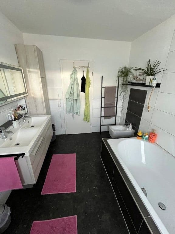 Predaj domu 237 m², pozemok 887 m², Rheinfelden (Baden), Bádensko-Wurttembersko Predaj domu 237 m², pozemok 887 m², Rheinfelden (Baden), Bádensko-Wurttembersko