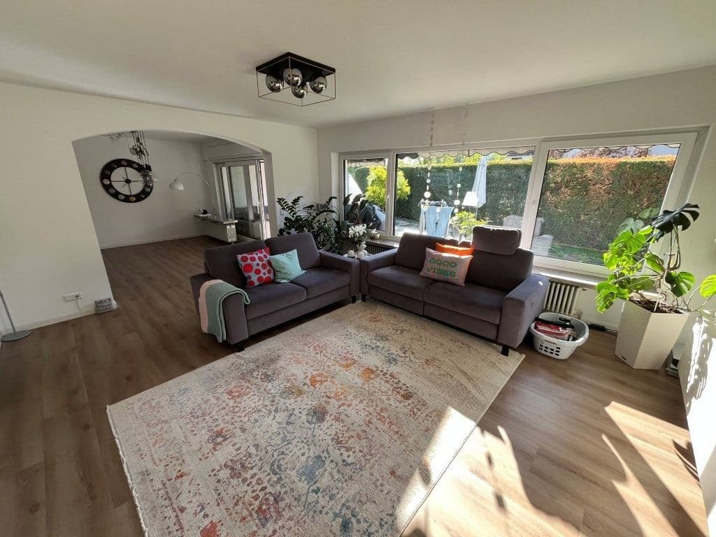 Predaj domu 237 m², pozemok 887 m², Rheinfelden (Baden), Bádensko-Wurttembersko Predaj domu 237 m², pozemok 887 m², Rheinfelden (Baden), Bádensko-Wurttembersko